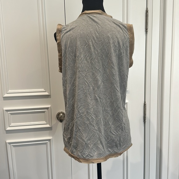 Dolce &Gabbana size 40 grey top - Picture 4 of 5